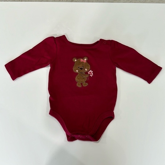Bear 🐻 onesie - Picture 1 of 3